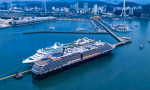 下龙湾——五洲航线的交汇之约