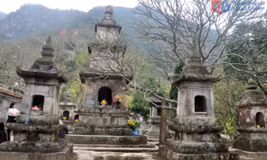 安子山惠光塔园之神圣庄严