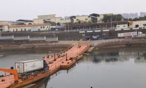芒街：春节假期后海关通关货物进出口活动恢复正常