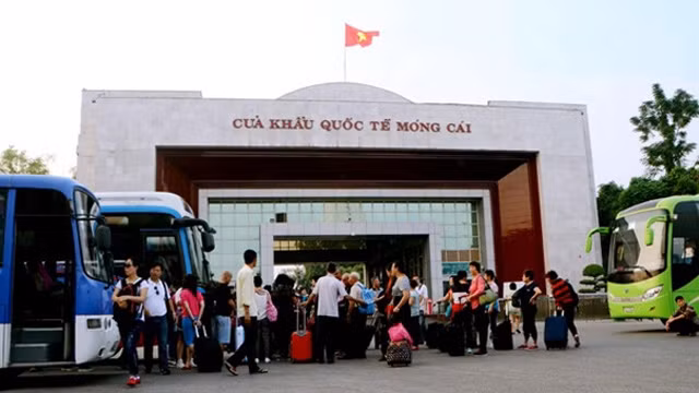 附图：越南芒街国际口岸。