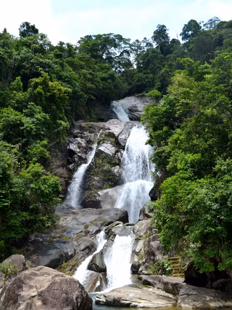 Thác Khe Vằn.