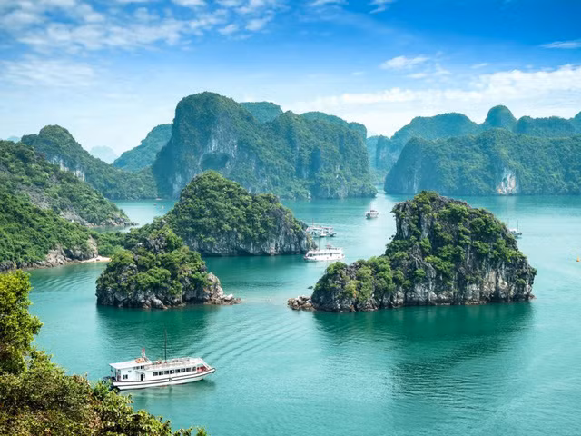 下龙湾之美。图源：cristaltran/iStock