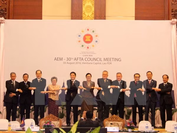 参加第48届东盟经济部长会议的与会代表（图片来源：越通社）