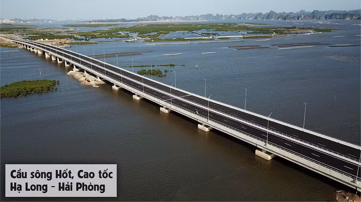 下龙-海防高速公路。