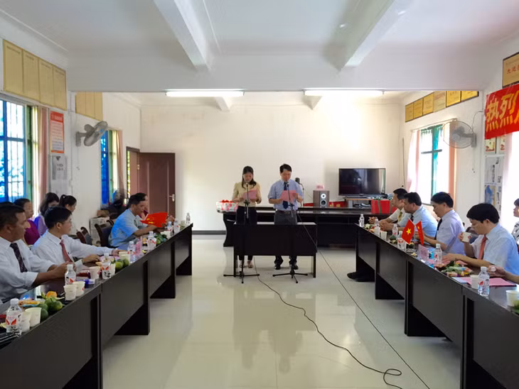  附图