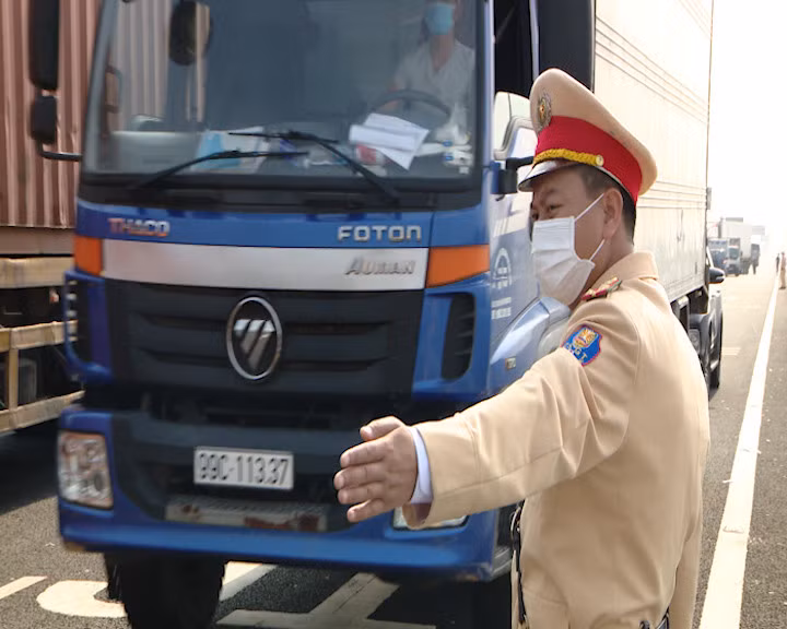 进入广宁的货车必要严格遵守防疫各项规定。