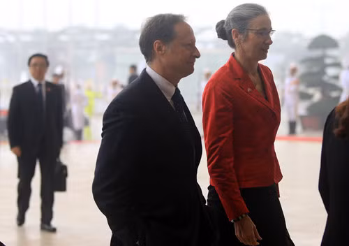 国际嘉宾进入会场