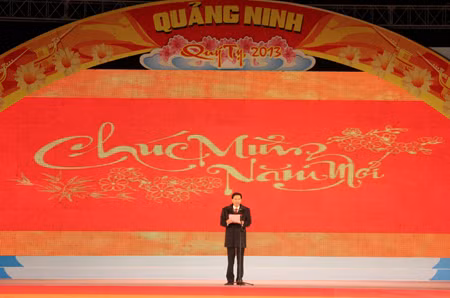 Chủ tịch UBND tỉnh Nguyễn Văn Đọc phát biểu chúc mừng năm mới!