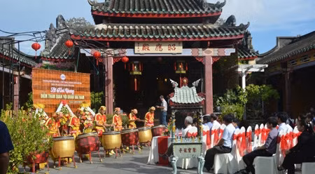 海南会馆成为会安古街的新旅游景点。