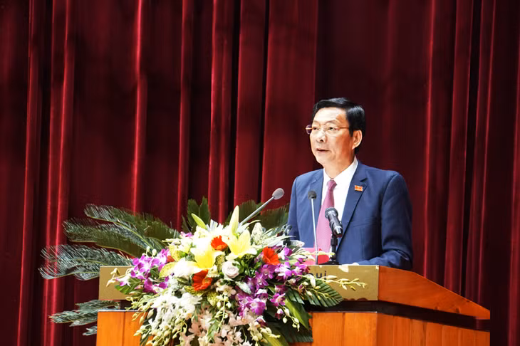 广宁省委书记、人民议会主席阮文读致开幕辞。