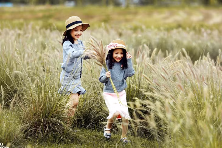 Hồ là địa điểm dã ngoại rất hấp dẫn của các bạn trẻ.