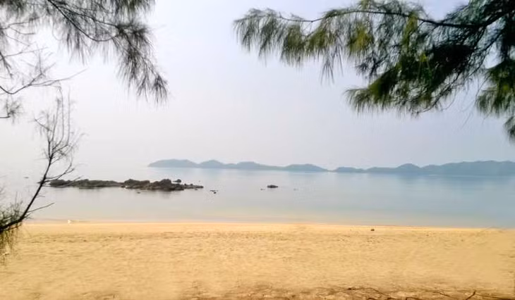 龙头海水浴场的美丽景观。