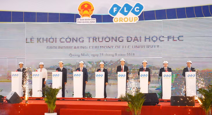 FLC大学动土建设仪式。