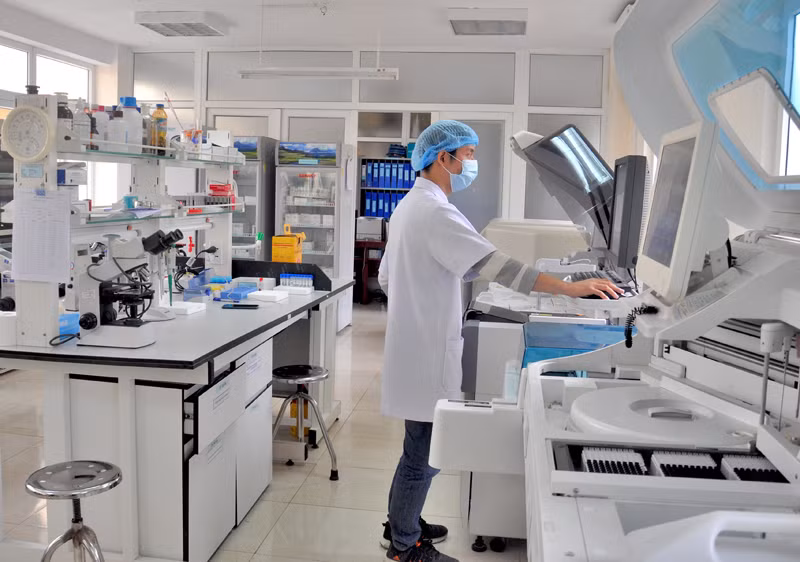 广宁省疾病预防控制中心承担我省的疾病预防与控制工作。