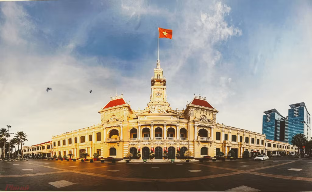 胡志明市人民议会和人民委员会总部国家级艺术建筑遗迹开放 ảnh 1