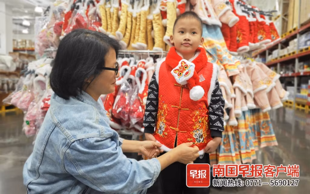 红红火火过大年，南宁“龙味”渐浓！ ảnh 5