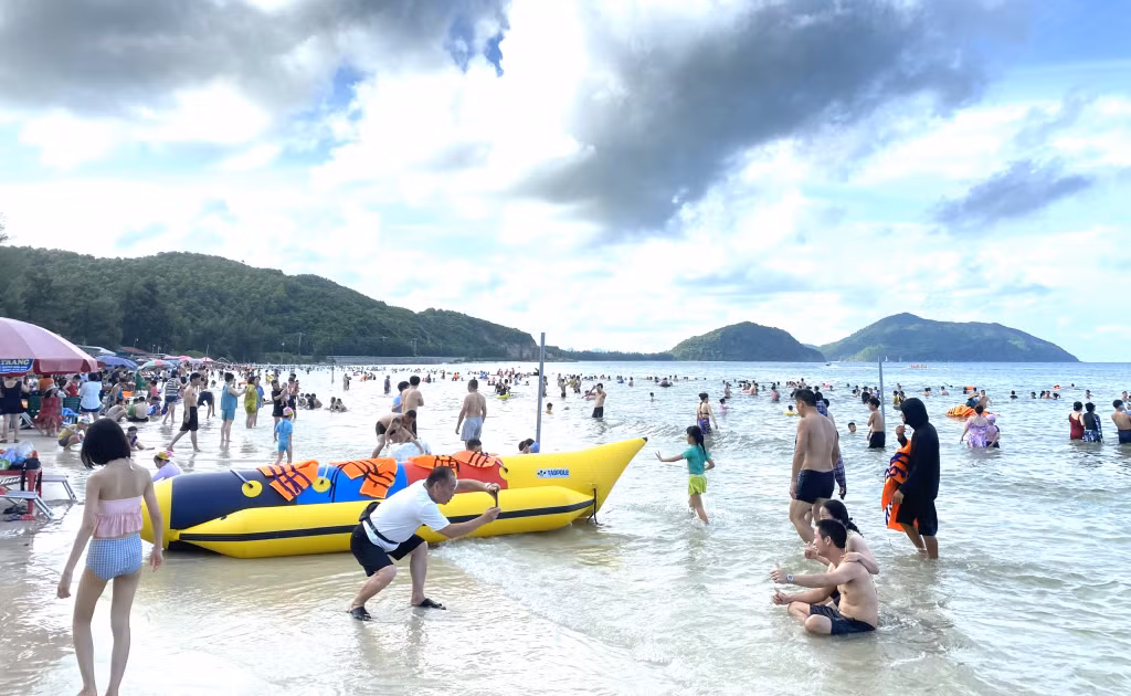 广宁推出许多精彩活动 保持本省旅游魅力 ảnh 1