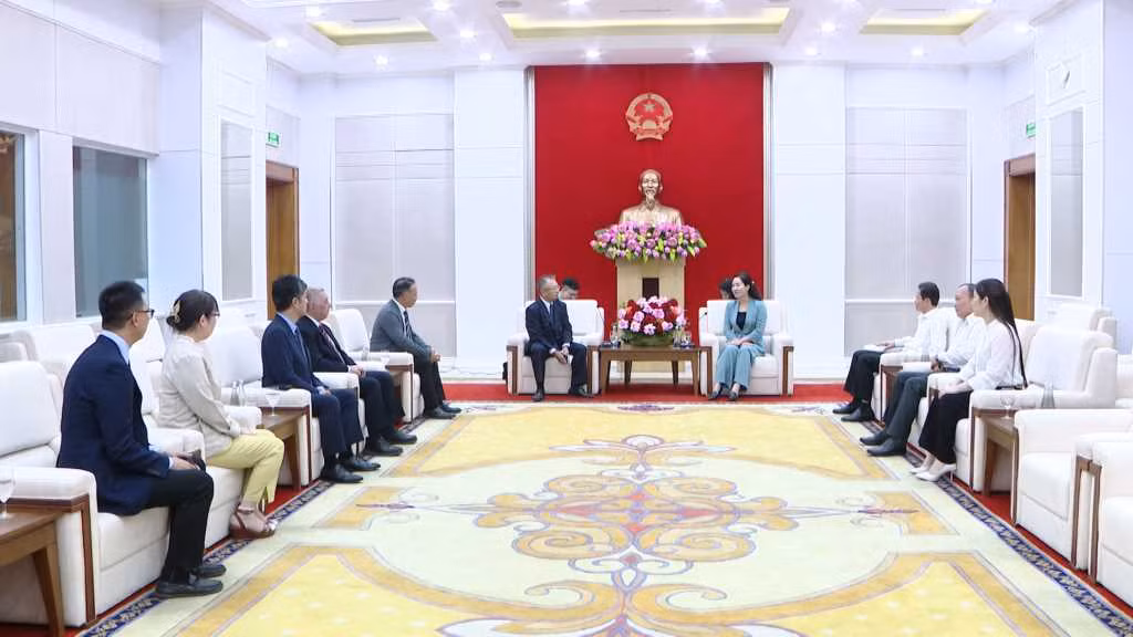 会见场景。