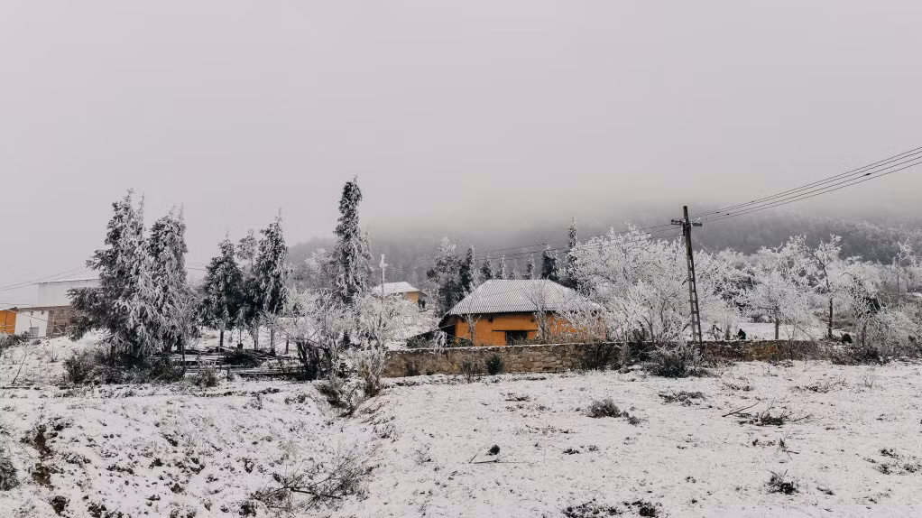 梁山的雪花美景 ảnh 3