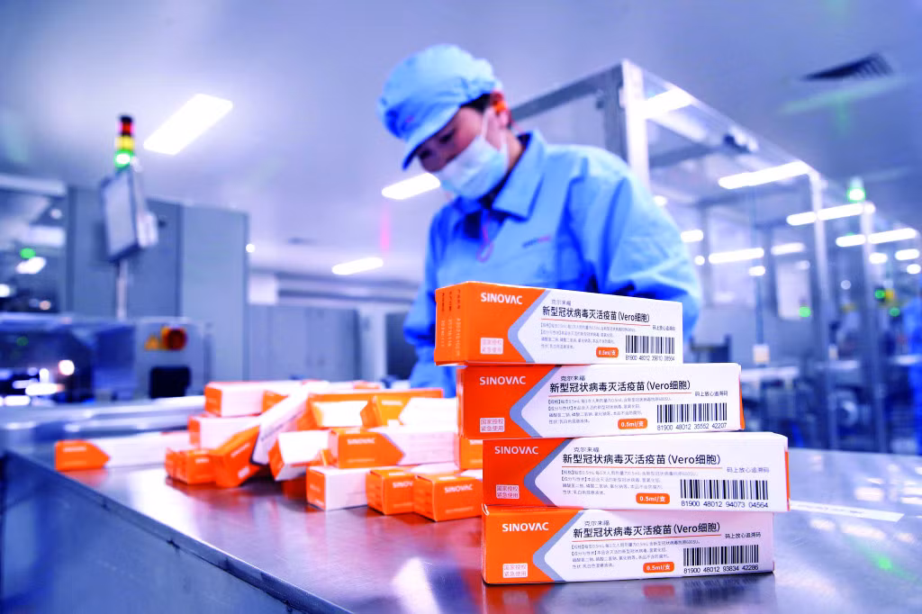 科兴中维新冠疫苗生产车间 Xưởng sản xuất vắc - xin Sinovac