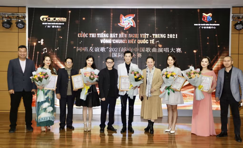 以线上形式举行的同唱友谊歌—2021年越中歌曲演唱大赛已圆满成功。