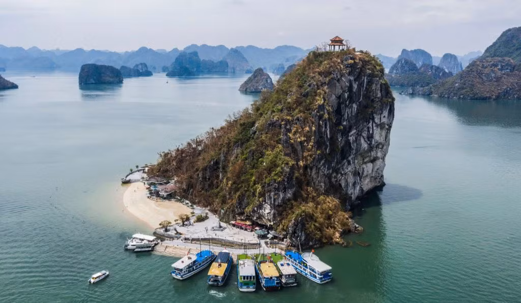 世界自然奇观遗产下龙湾。