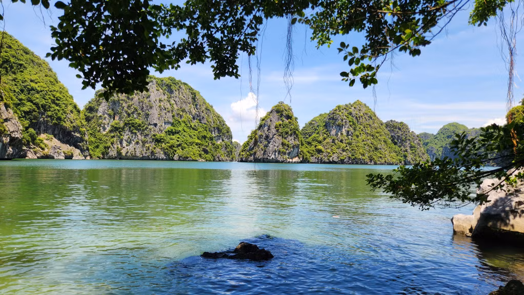 珍珠贝洞牛头岛屿地区充满诗意和抒情的风景。