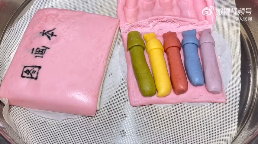 花饽饽竟能做出水彩笔还能出墨 ảnh 1