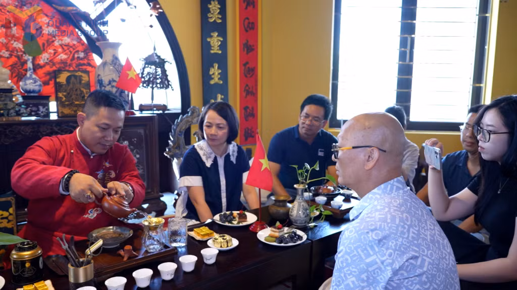 一个茶壶可以冲泡10至15次，仍然可以冲泡出一杯香气浓郁、味道醇厚的茶。