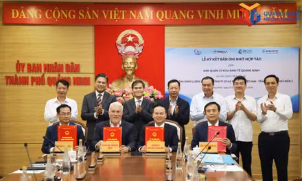 广宁市人民委员会主席与广宁2号液化天然气发电厂项目投资联合体举行工作会谈
