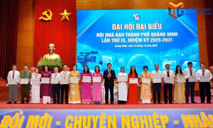 广宁市新闻工作者协会第九次代表大会举行第一次会议