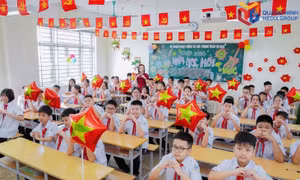 广宁市学生迎来2026—2027新学年开学典礼