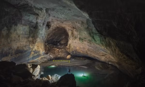 韩松洞的探险旅游