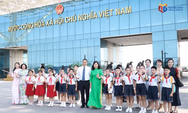 中越举办“情满中秋·共筑友谊”文化交流活动