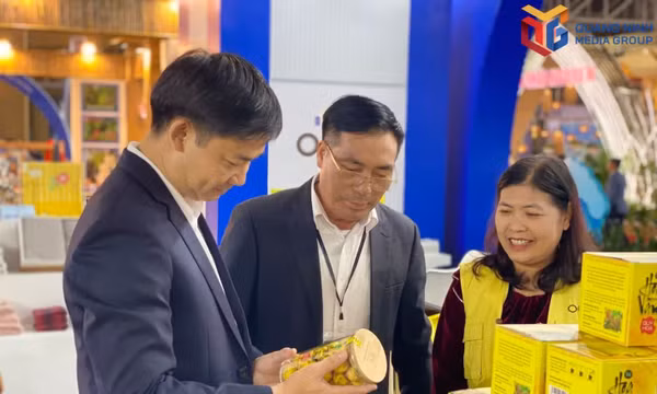 促进对华市场贸易往来