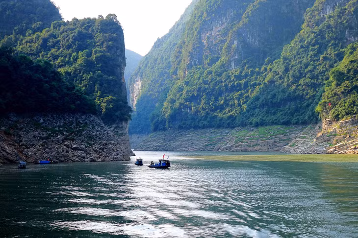 巴东神农溪 Suối Thần Nông