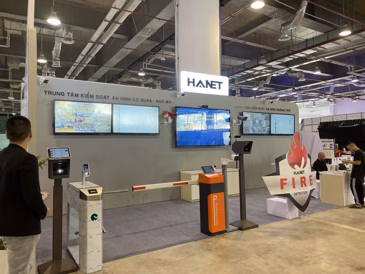 HANET 技术股份公司在2023年越南科技创新对接活动中推出新技术。