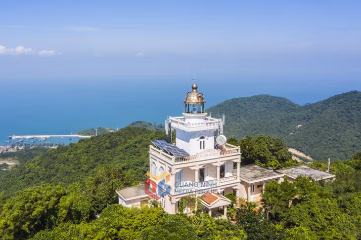 陈岛灯塔被视为“海之眼”，指示陈岛码头以及在广宁海域航行的船只的位置和方向。