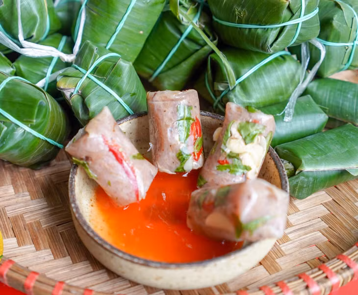 越南北中南三地的酸肉卷风味 ảnh 7