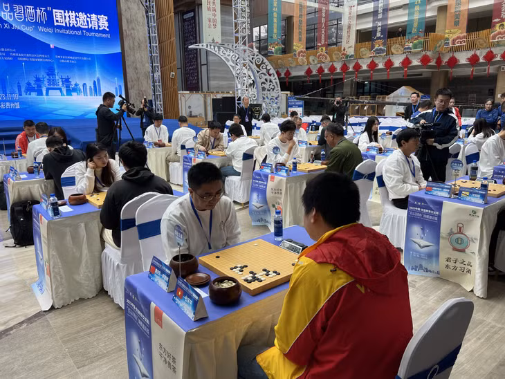 2023中国—东盟教育交流周“君品习酒杯”围棋邀请赛在贵州举行 ảnh 2