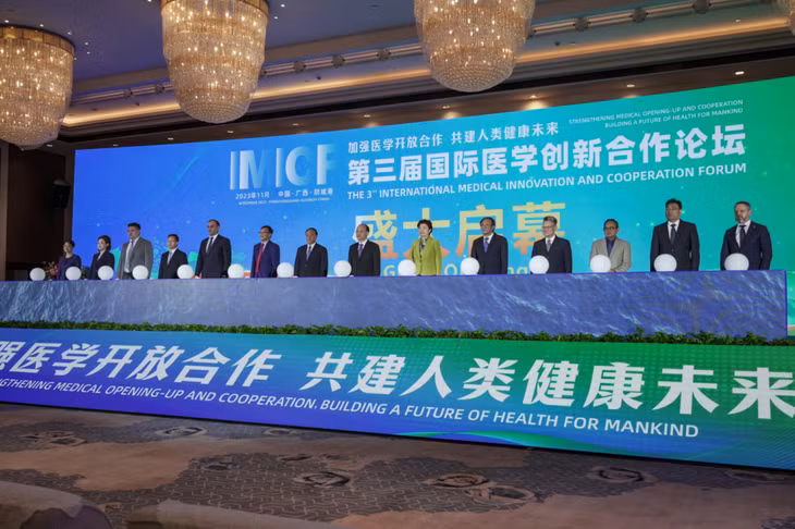 第三届国际医学创新合作论坛在防城港市举行 ảnh 1
