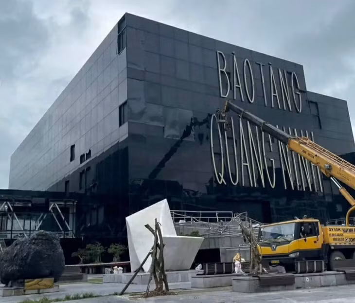广宁博物馆全力开展台风后重建工作。 阮雄摄