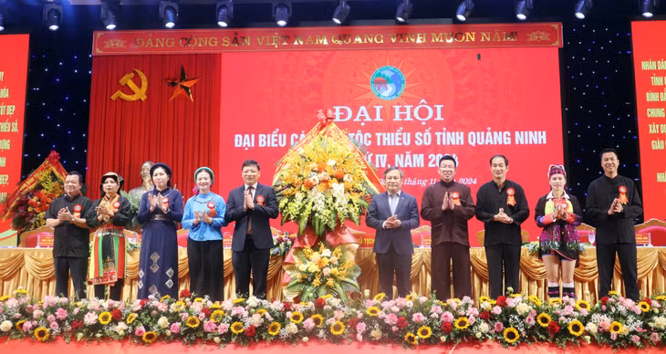 2024年第四届广宁省少数民族代表大会的主题为“团结、创新创意、融合、可持续发展”。