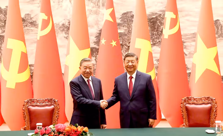 2024年8月19日，越共中央总书记、国家主席苏林与中共中央总书记、国家主席习近平在北京人民大会堂会晤。 Tổng Bí thư, Chủ tịch nước Tô Lâm và Tổng Bí thư, Chủ tịch nước Trung Quốc Tập Cận Bình tại Đại lễ đường Nhân dân ở thủ đô Bắc Kinh, ngày 19/8/2024.