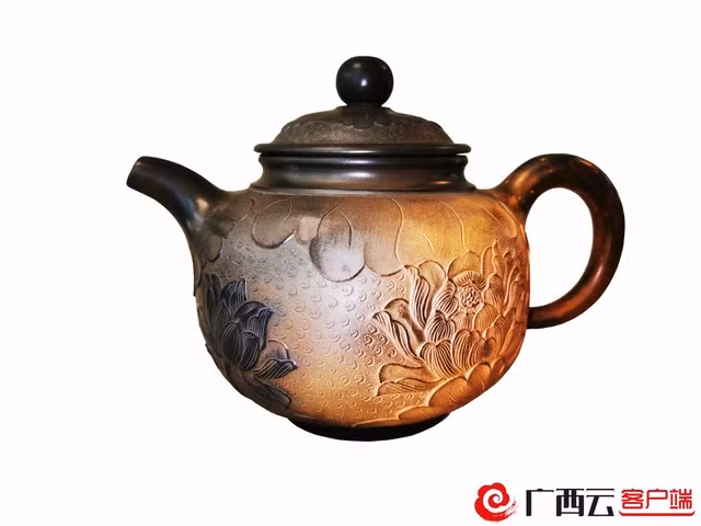 《和和美美》作品。（陈梅 供图） Tác phẩm "Hòa Hòa Mỹ Mỹ". (Ảnh do Trần Mai cung cấp)