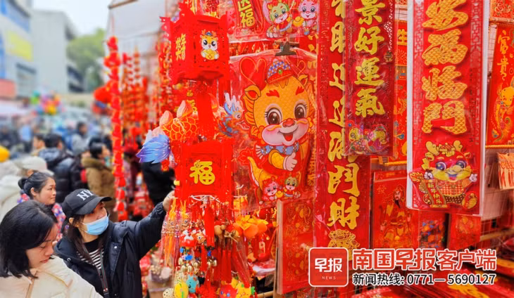 红红火火过大年，南宁“龙味”渐浓！ ảnh 1