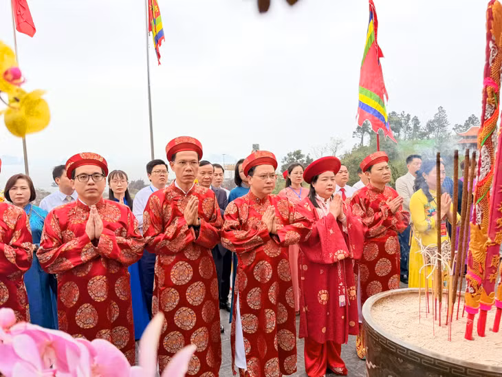翁门庙是陈朝时期的历史文化遗迹，承载着兴让大王陈国巘在祖国边陲之地抗击外侵、保家卫国的显赫战功与传奇神迹。