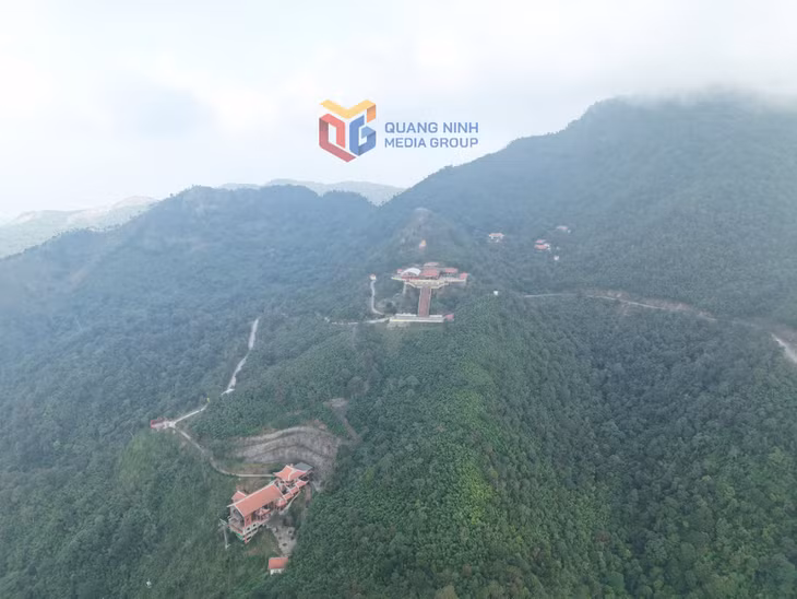 卧云寺（安生坊）是与佛皇陈仁宗修行、行道、化佛一生紧密相连的圣地。