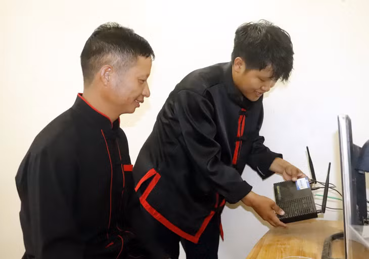 平辽人，尤其是年轻人已熟悉使用电信服务和社交网络。