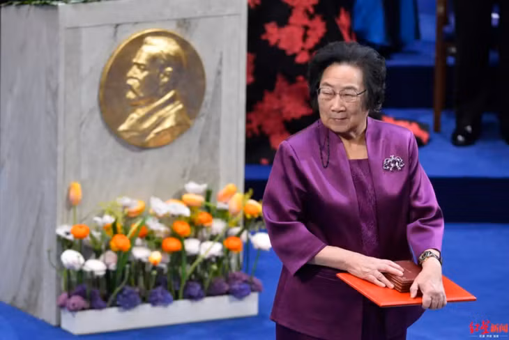 中国科学家屠呦呦